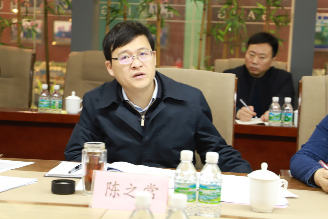 市長(zhǎng)陳之常來(lái)淮鋼召開(kāi)淮鋼特鋼「十四五」 規(guī)劃(huà)調(diào)研座談會(huì)