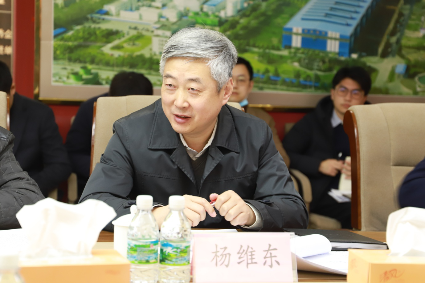 市長(zhǎng)陳之常來(lái)淮鋼召開(kāi)淮鋼特鋼「十四五」 規(guī)劃(huà)調(diào)研座談會(huì)