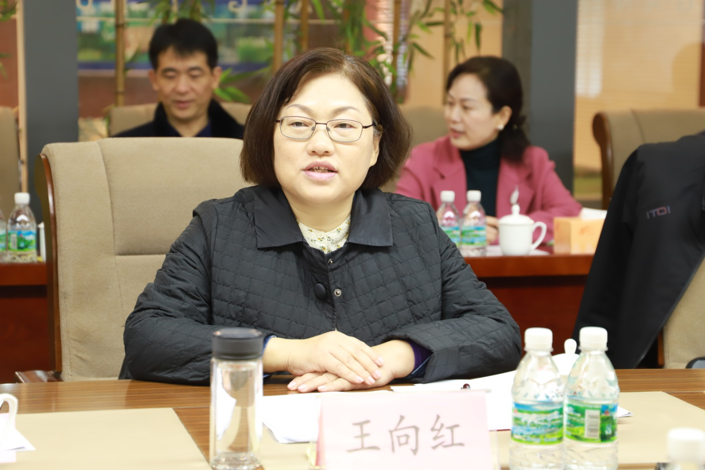 市長(zhǎng)陳之常來(lái)淮鋼召開(kāi)淮鋼特鋼「十四五」 規(guī)劃(huà)調(diào)研座談會(huì)
